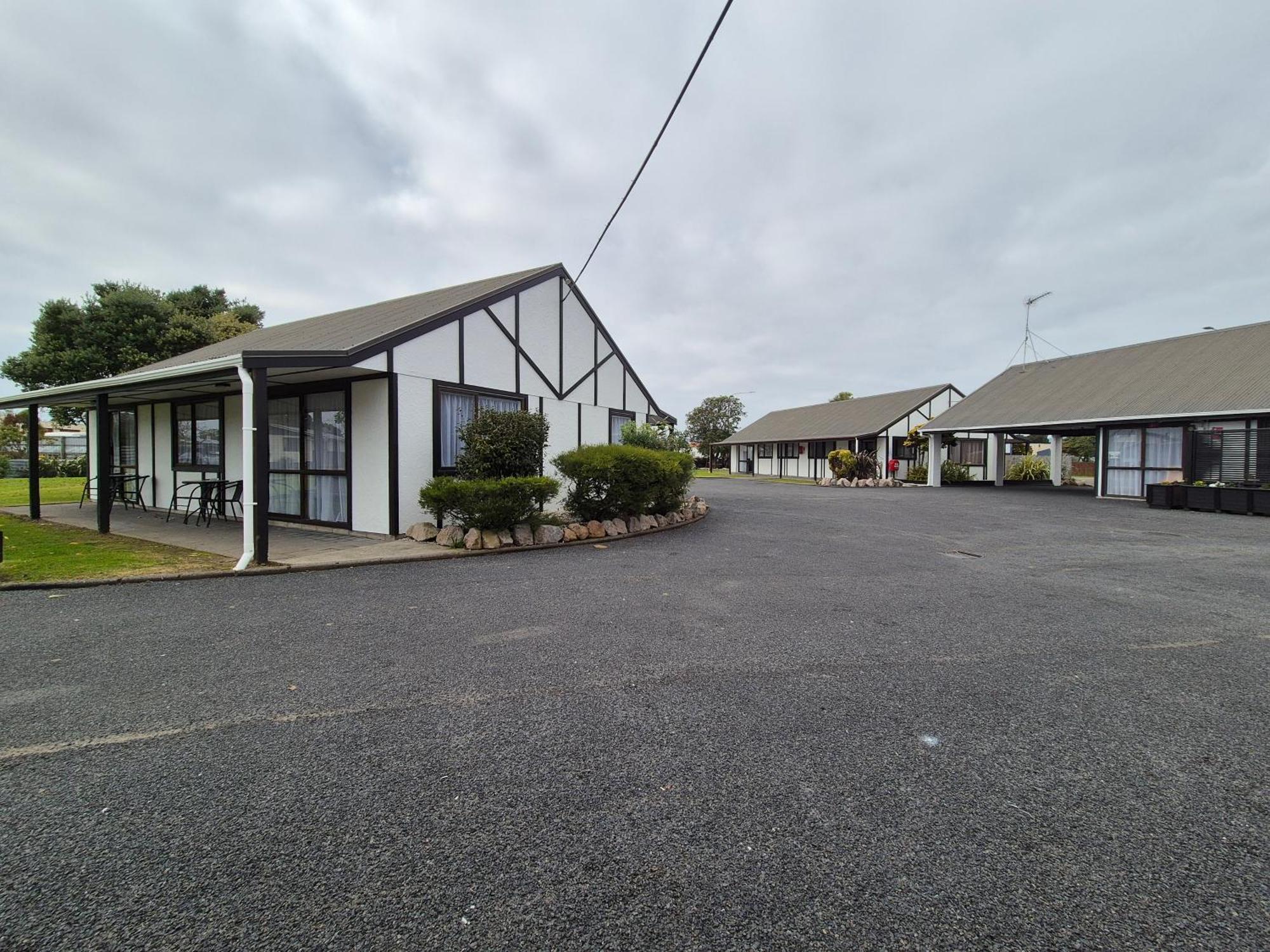 Magnolia Court Motel 奥波蒂基 外观 照片